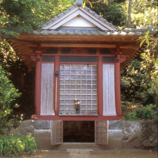 岩の題目(題目堂)